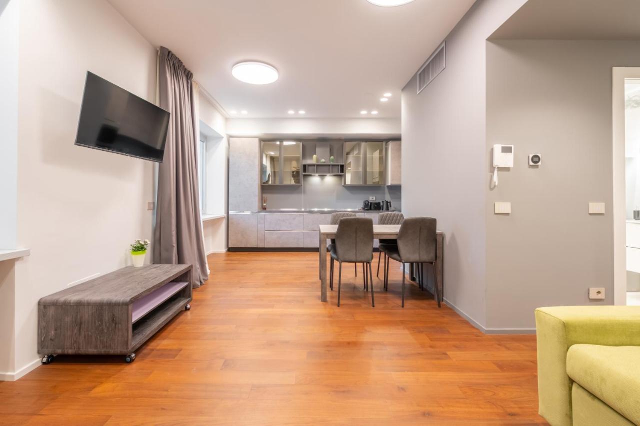 We Home - Broletto Boutique มิลาน ภายนอก รูปภาพ