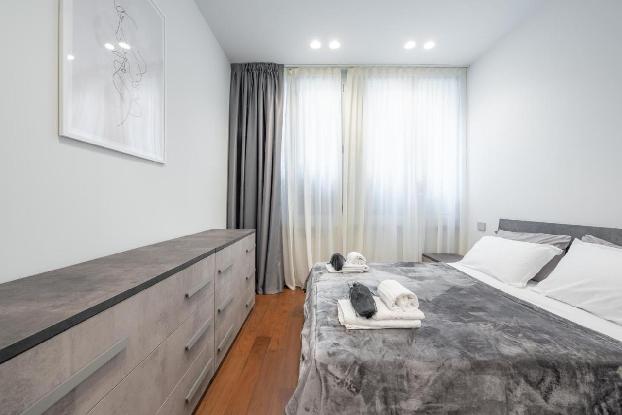 We Home - Broletto Boutique มิลาน ภายนอก รูปภาพ